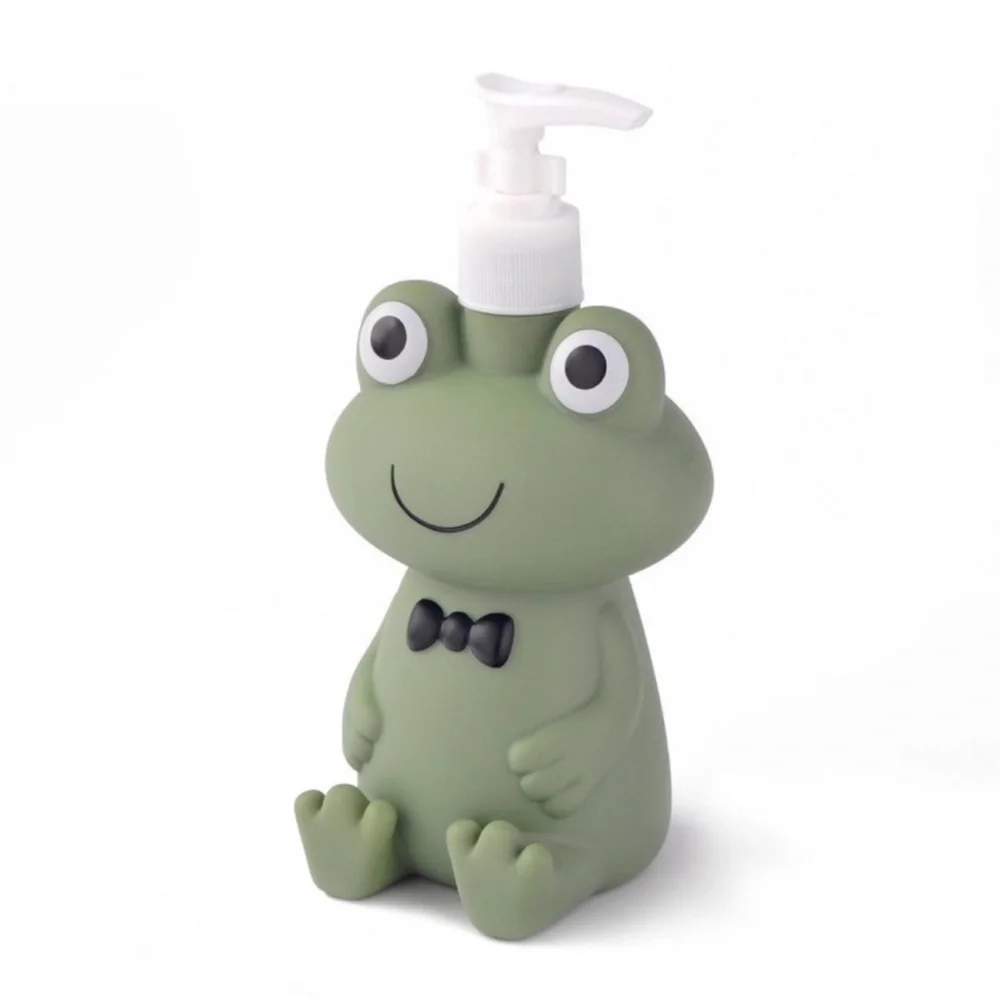 New Target Bullseye Playground Bundle of 4 Green Frog Child Bathroom Accessories